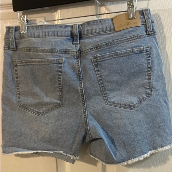 7 For All Mankind Light Blue Jean Shorts - Picture 9 of 11